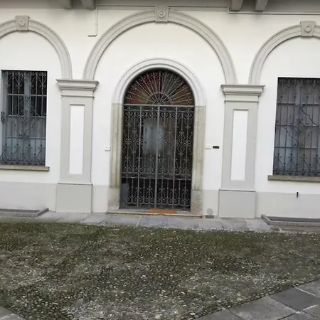Διαμέρισμα Lo Studio Del Pittore Arona